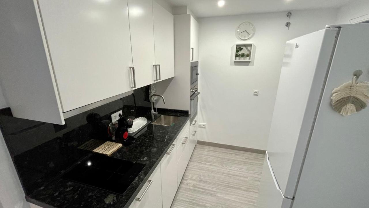 Moderno Piso De 3 Dormitorios En La Playa De Rincon De La Victoria Malaga Ngoại thất bức ảnh